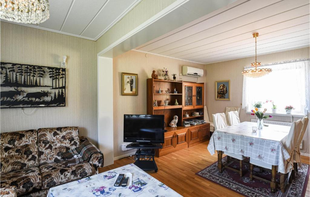 Nice Home In Vnersborg With 2 Bedrooms And Wifi photo 2
