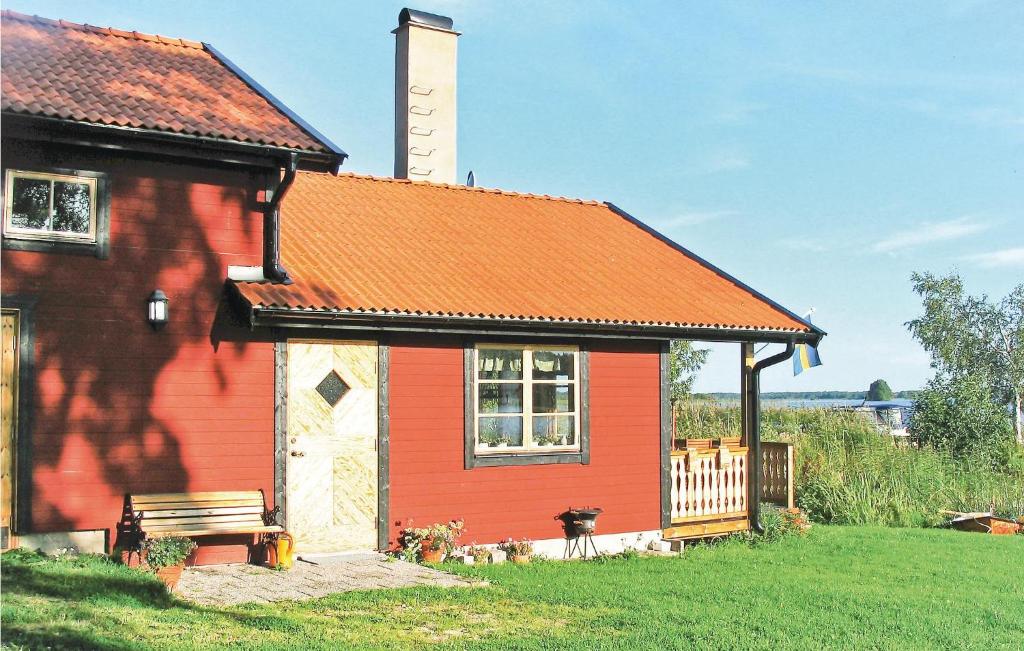 Amazing Home In Strngns With 2 Bedrooms And Sauna photo 3