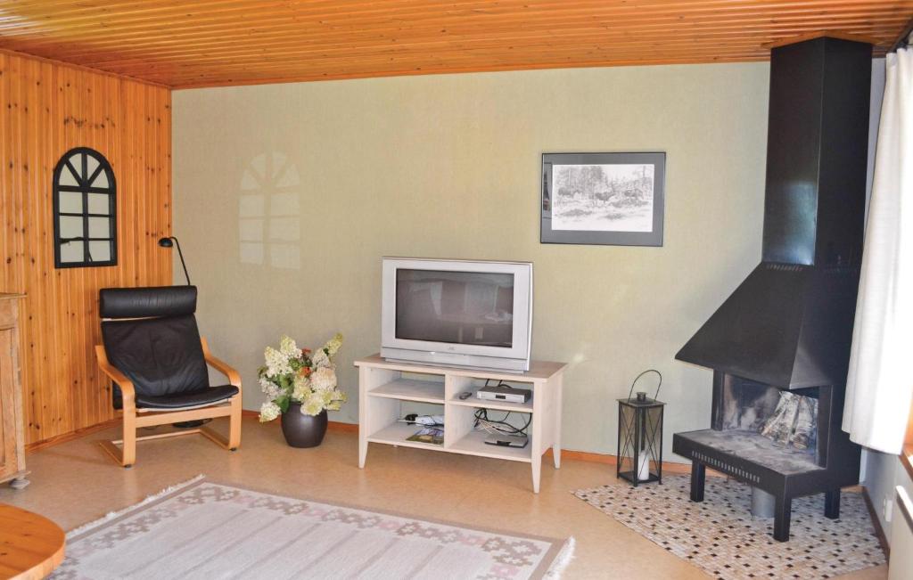 Nice Home In Gislaved With 2 Bedrooms, Sauna And Wifi photo 3