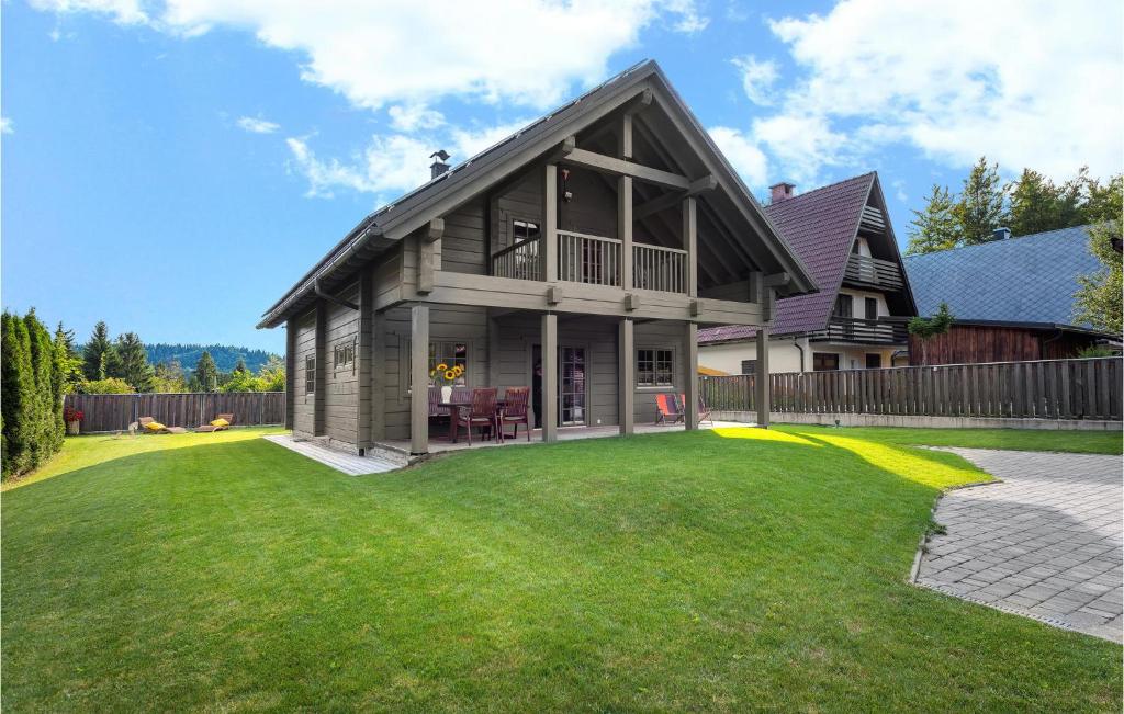 Awesome Home In Preserje With Jacuzzi, Sauna And Wifi