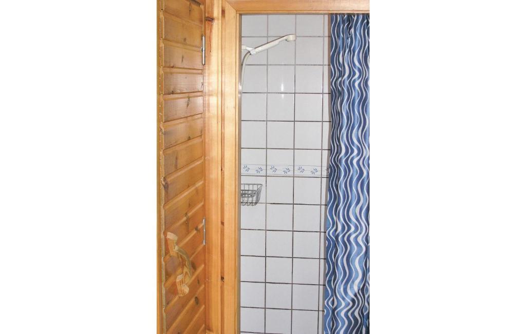 Amazing Home In Blomstermla With 2 Bedrooms And Sauna photo 4