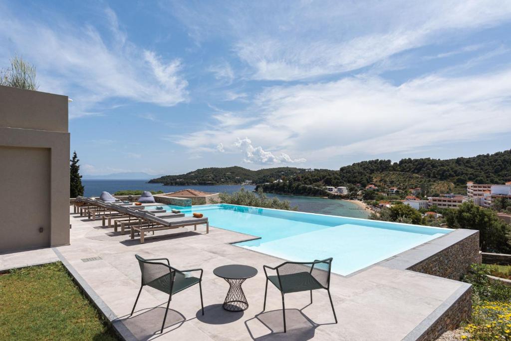 Pelagoon Skiathos photo 4
