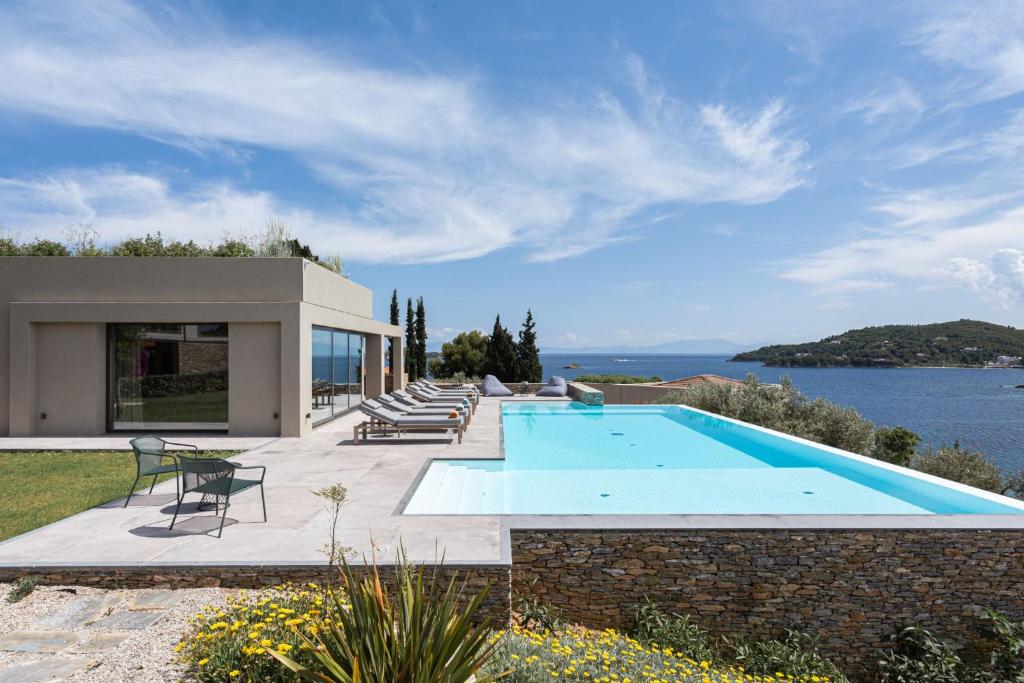 Pelagoon Skiathos photo 3