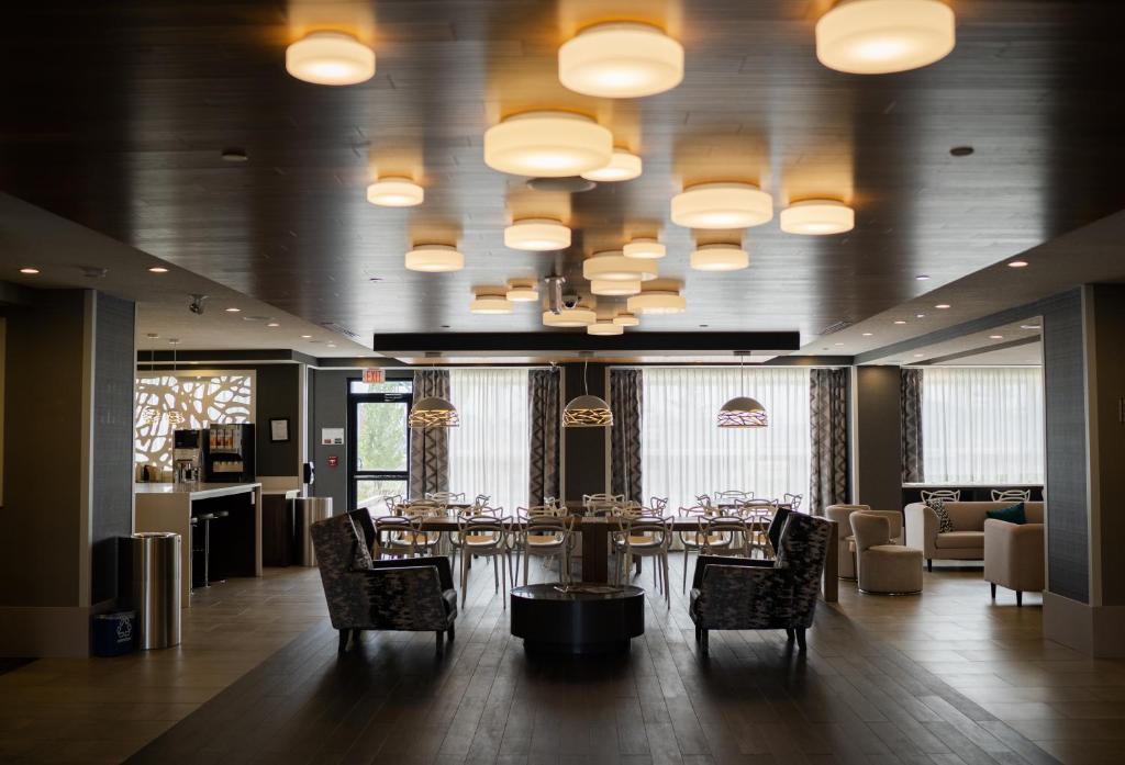Best Western Plus Airdrie Gateway photo 3