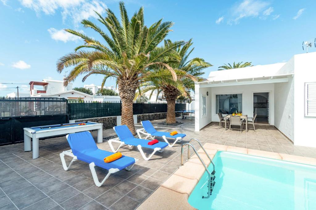 Villa Palmera by Villa Plus photo 2