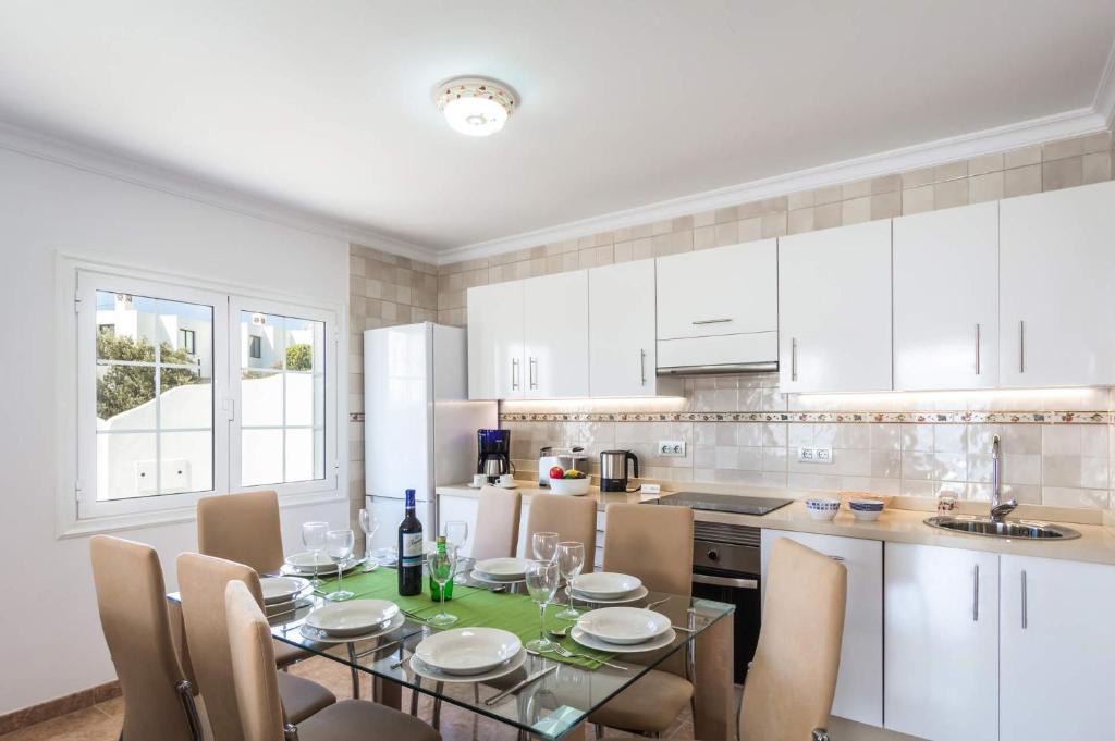 Villa Palmera by Villa Plus photo 4