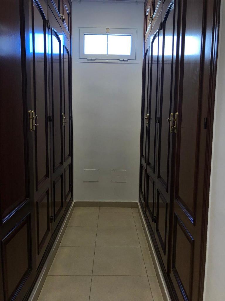 Duque Nest Hostel Room Type - Bed in FEMALE shared room for 6 women
