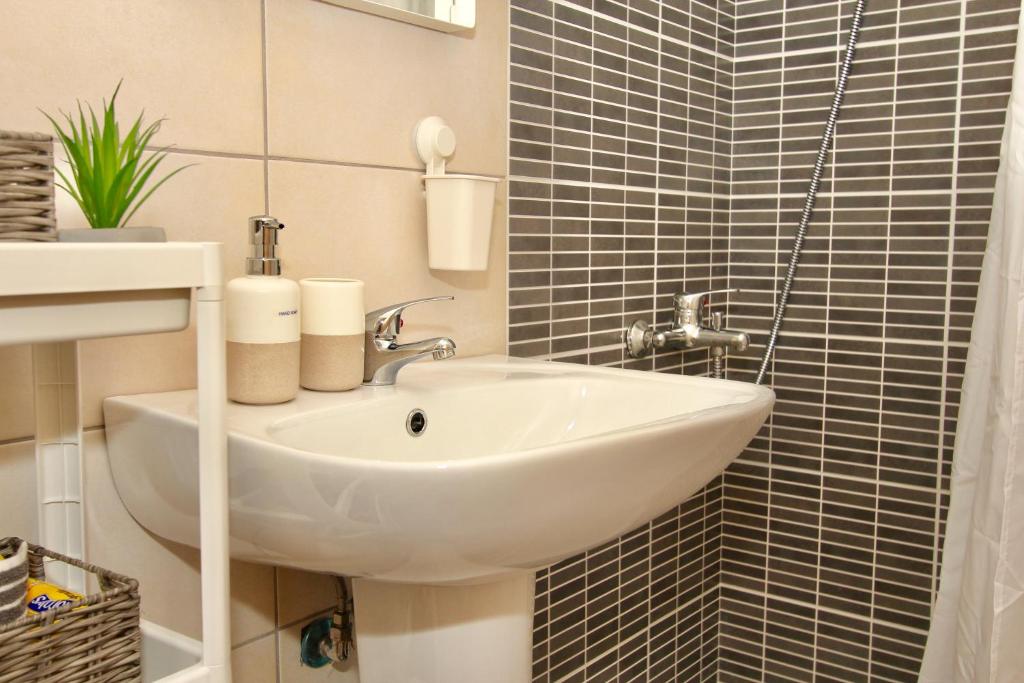 Lovely apartment by the sea..... photo 4