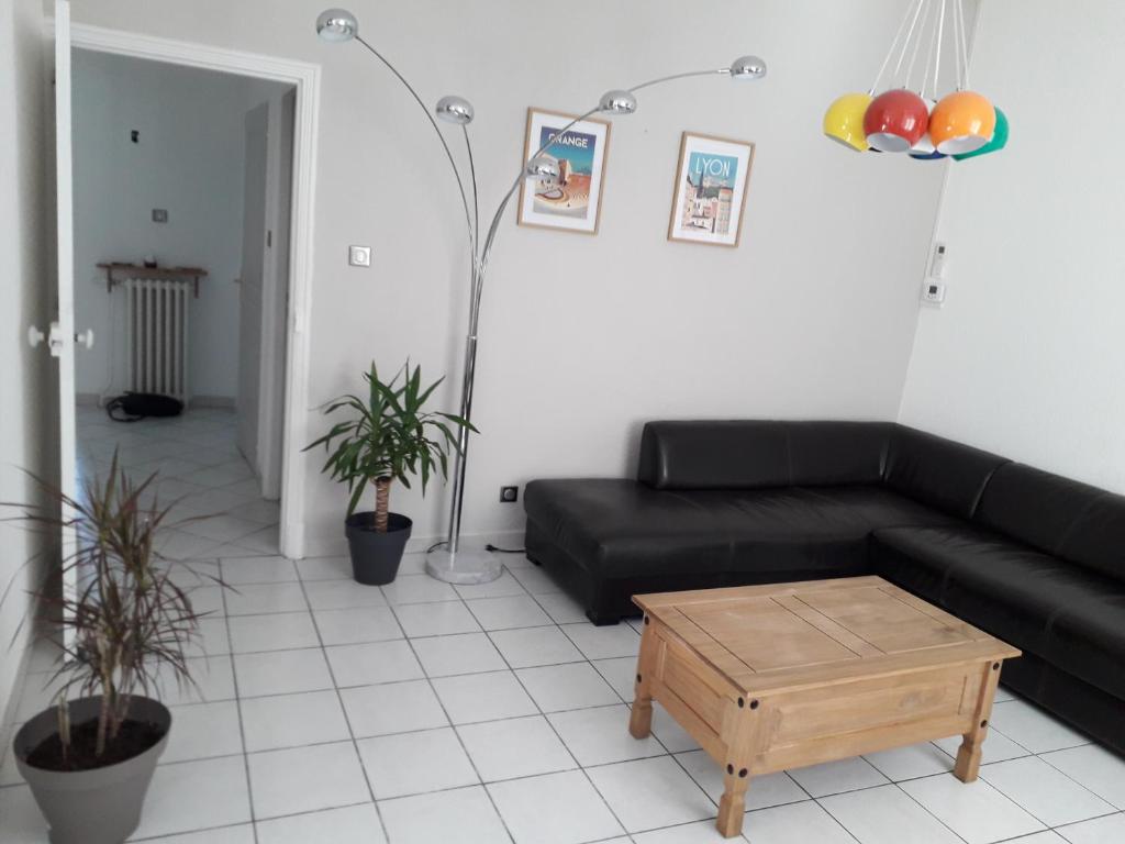 APPARTEMENT SPACIEUX photo 1