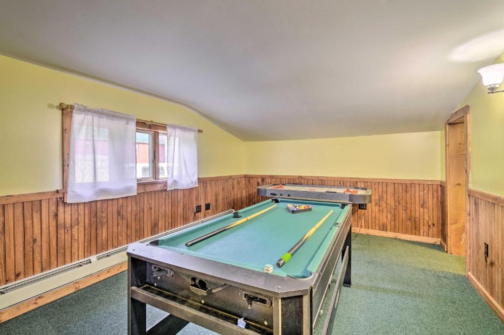Charming Stanley Home with Private Yard and Grill photo 1