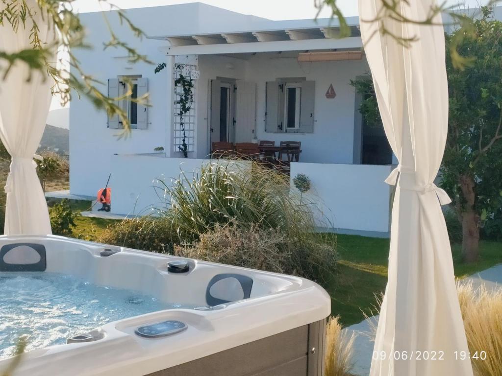 GeoNi's villa & garden spa photo 1
