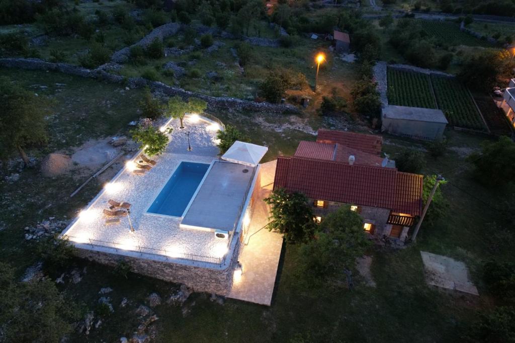 Patakun holiday home for 5, with heated pool photo 1