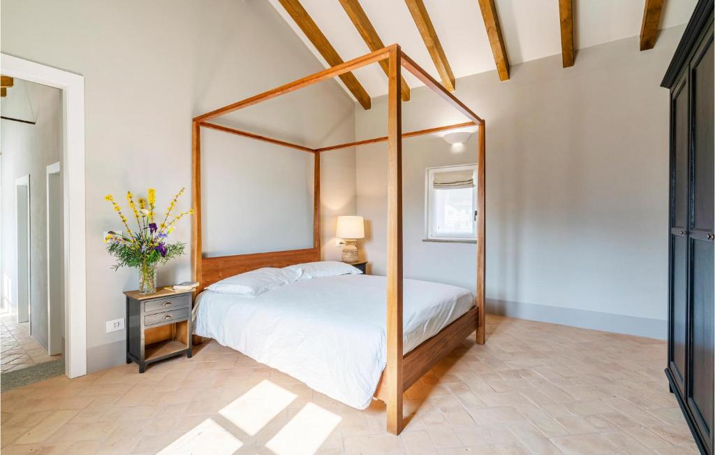 Stunning Apartment In Bastia Di Albenga With 2 Bedrooms And Wifi photo 4
