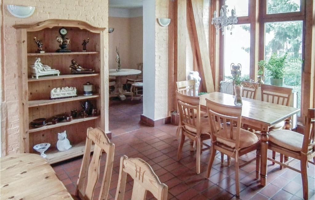 Amazing Home In Petershagen Ot Frille With 9 Bedrooms photo 2