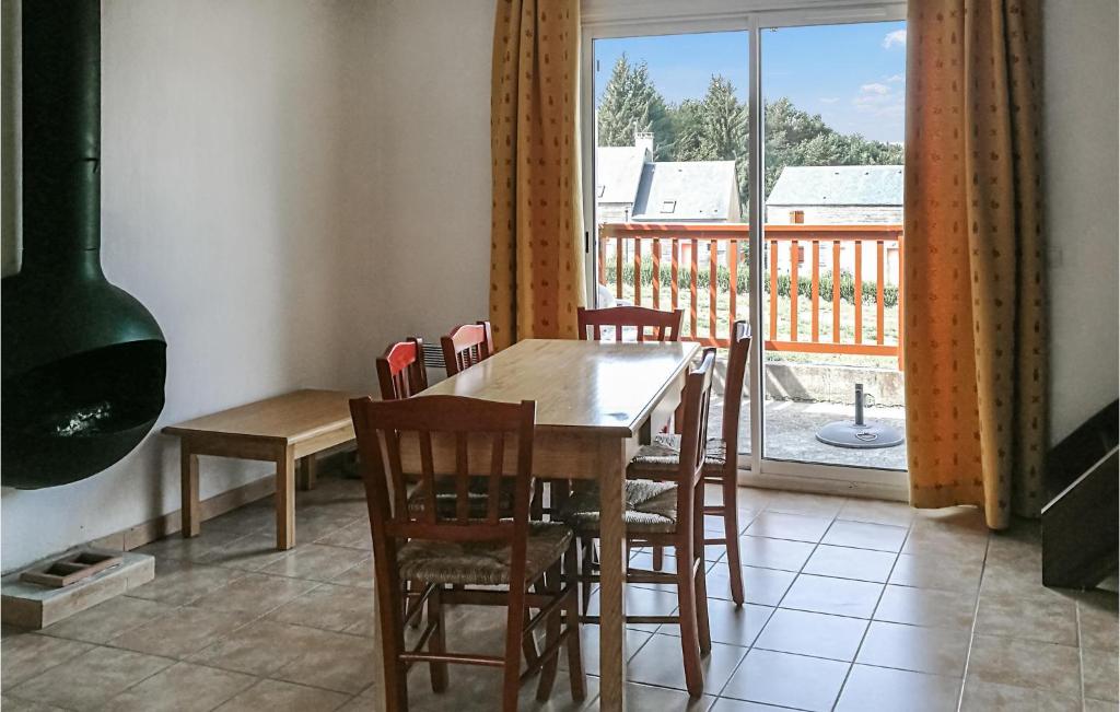 Stunning Home In La Salvetat-sur-agout With Wifi And 2 Bedrooms photo 2