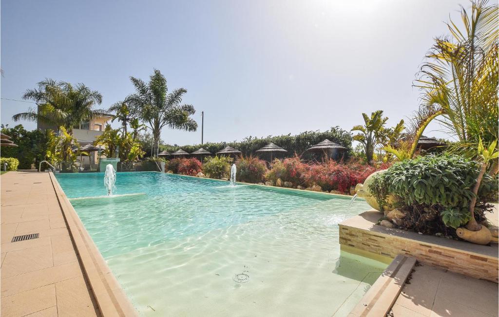 Awesome Home In Pozzallo With Outdoor Swimming Pool, Wifi And 3 Bedrooms