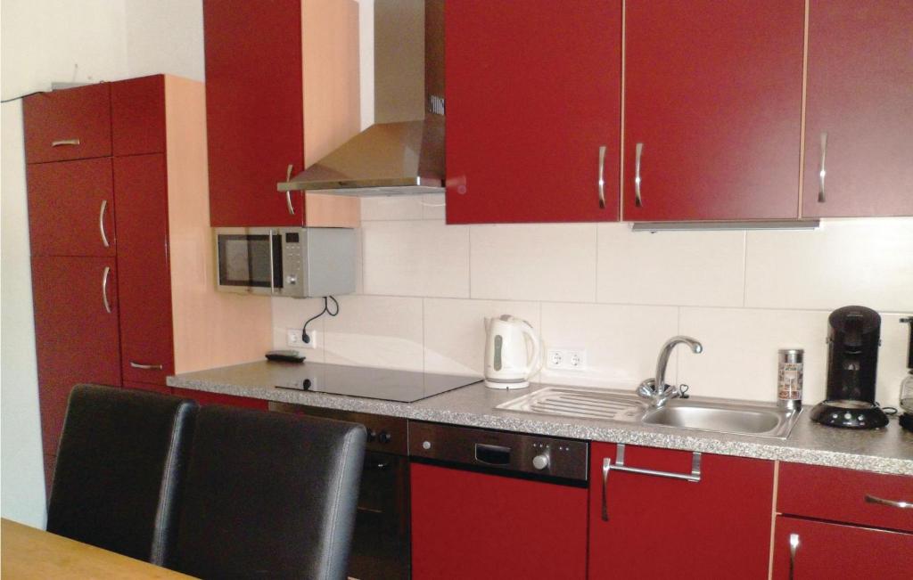 Amazing Apartment In Medebach With 3 Bedrooms And Wifi photo 2