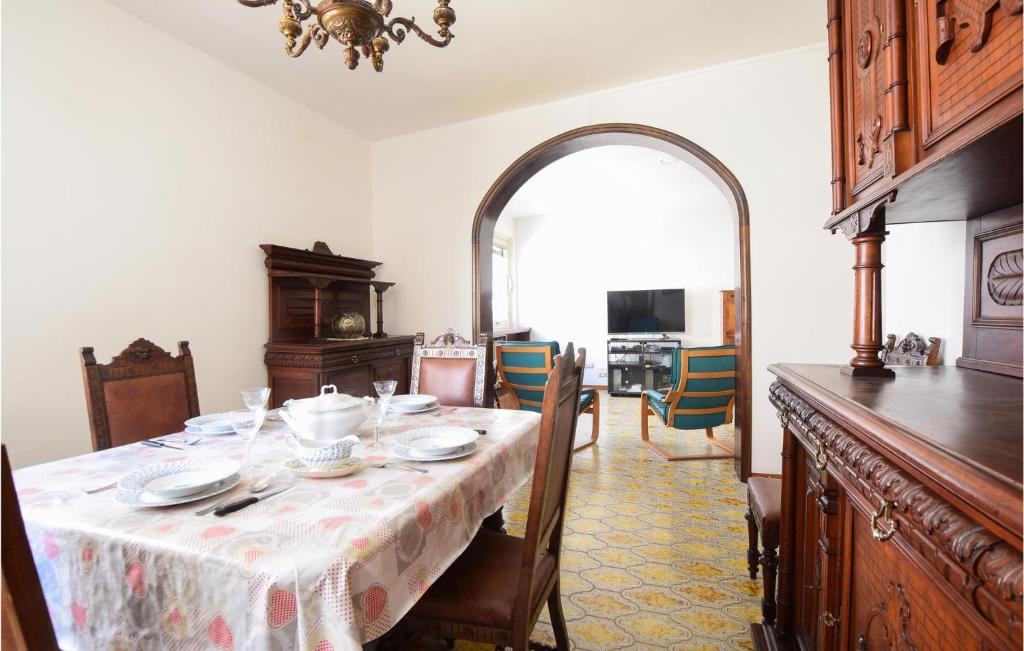 Awesome Home In Piombino With Wifi And 3 Bedrooms photo 3