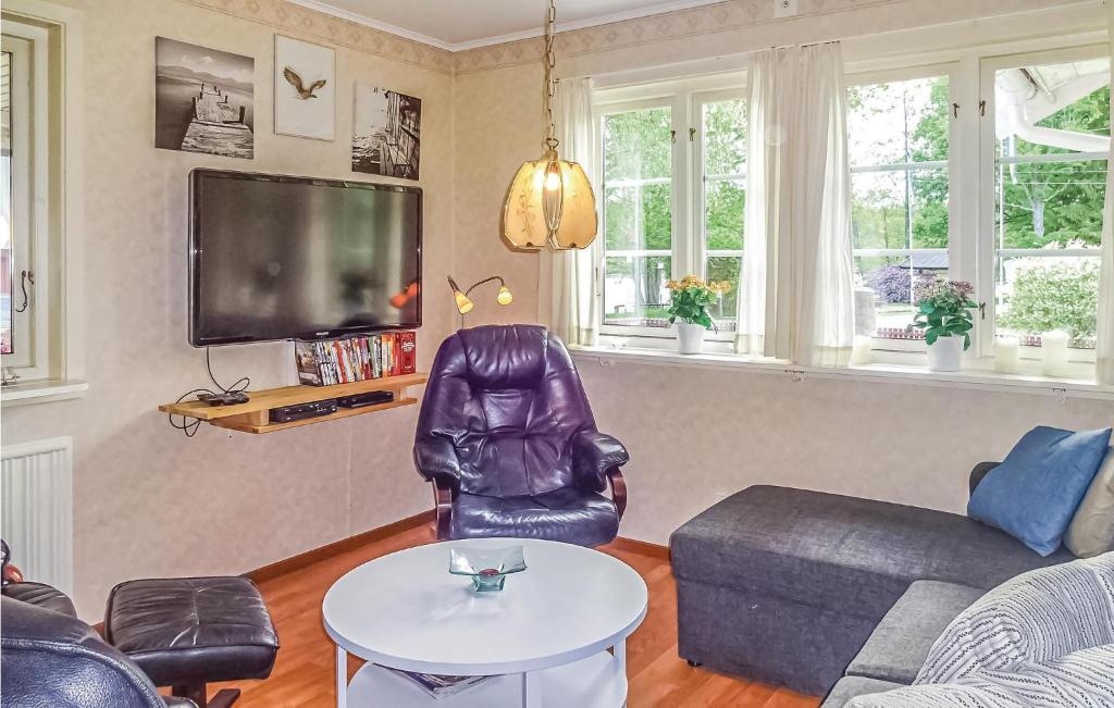 Beautiful Home In Eringsboda With 5 Bedrooms And Wifi photo 4