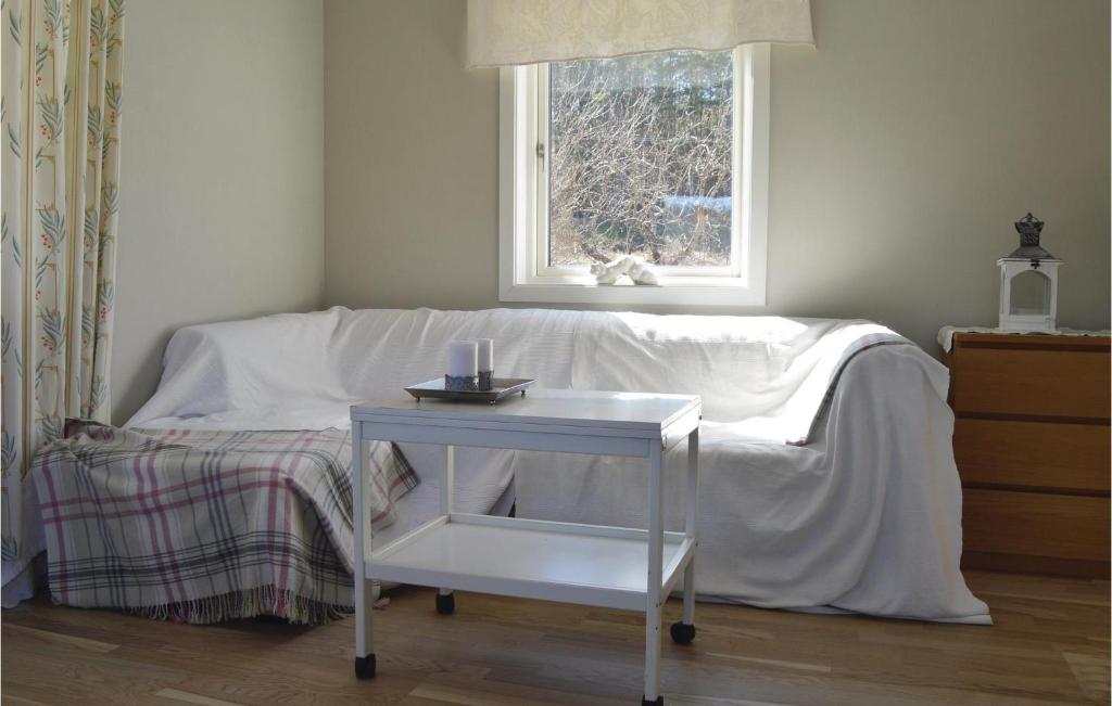 Beautiful Home In Kopparberg With 2 Bedrooms, Sauna And Internet photo 2