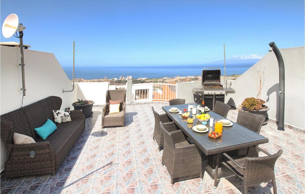 Stunning Home In Adeje With 3 Bedrooms