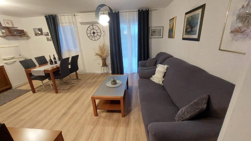 APARTMENT ANI, Lovreć - Makarska photo 4