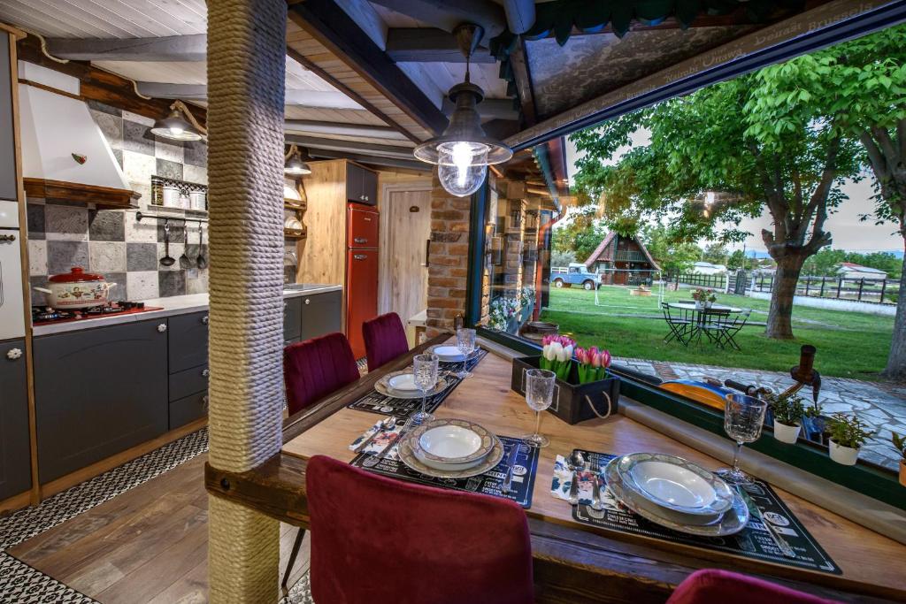 Traditional Guesthouse photo 2