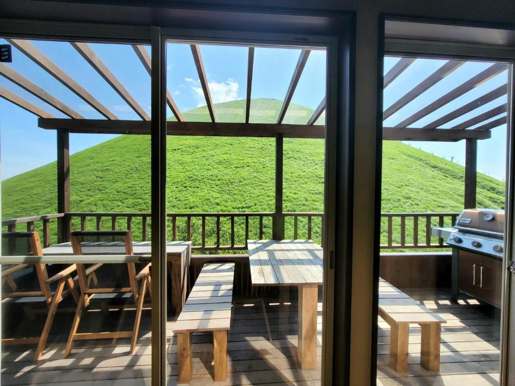 Smart Stay Omuroyama 3Goume - Vacation STAY 61385v - Tap to explore photos