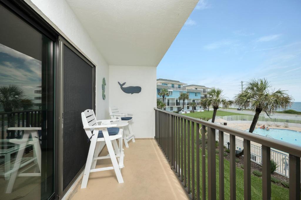 Sea Dancer 210, 2BR, Beach Front, Pool, Wi-Fi, Sleeps 6 photo 1