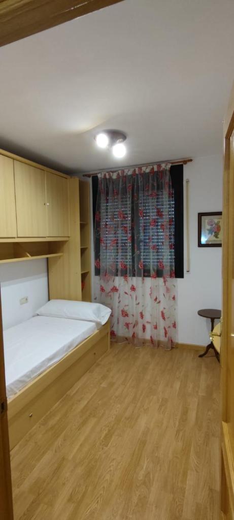 Apartamento Vicente, bonito apartamento en Boltaña photo 3
