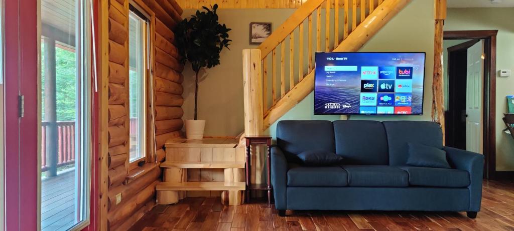 Tobermory Peaceful Private Entire Cottage Log Home Spacious Fully Equipped photo 2