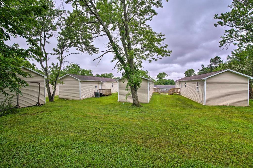Comfy West Plains Home Less Than 1 Mi to Main Street! photo 2