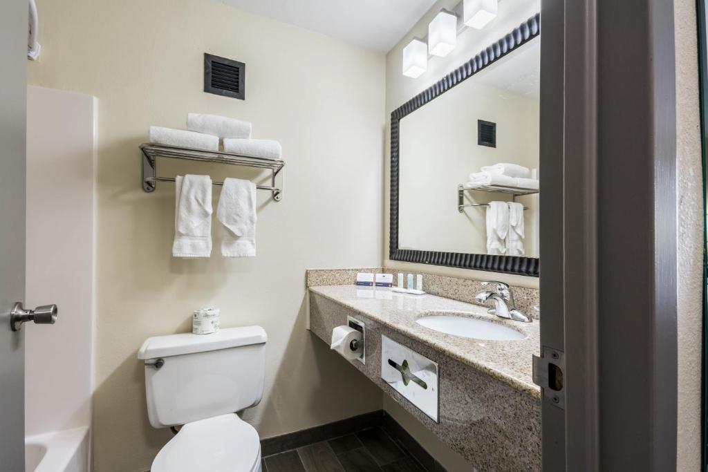 Days Inn by Wyndham Oklahoma City Bricktown photo 4