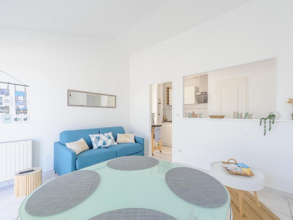 Appartement La Jarne, 2 pièces, 4 personnes - FR-1-535-35 photo 4