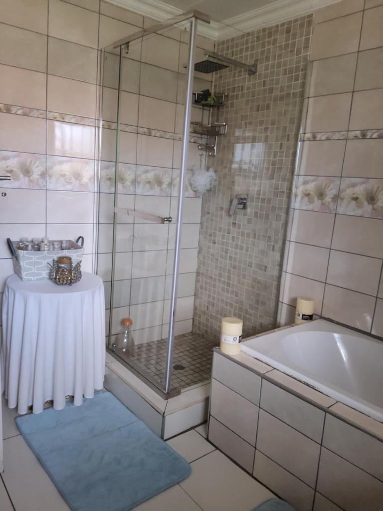 Cheerful Family Holiday Home photo 1