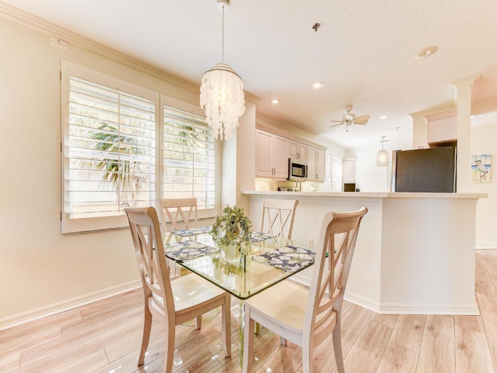 South Beach Club 205, 3 Bedrooms, Sleeps 6, Ocean View, 2nd Floor, Elevator photo 4