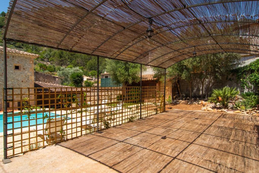 Fabulous Rural House with views to the mountains with swimming pool photo 3