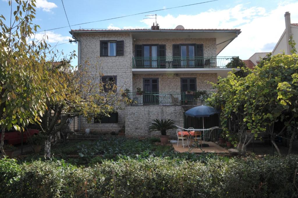 Apartments Valerija