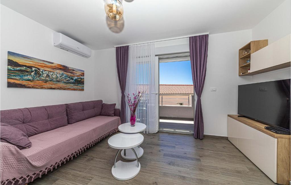 Awesome Apartment In Seget Donji With Wifi And 1 Bedrooms photo 4