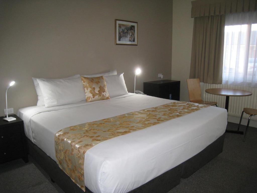 Country Lodge Motor Inn photo 4