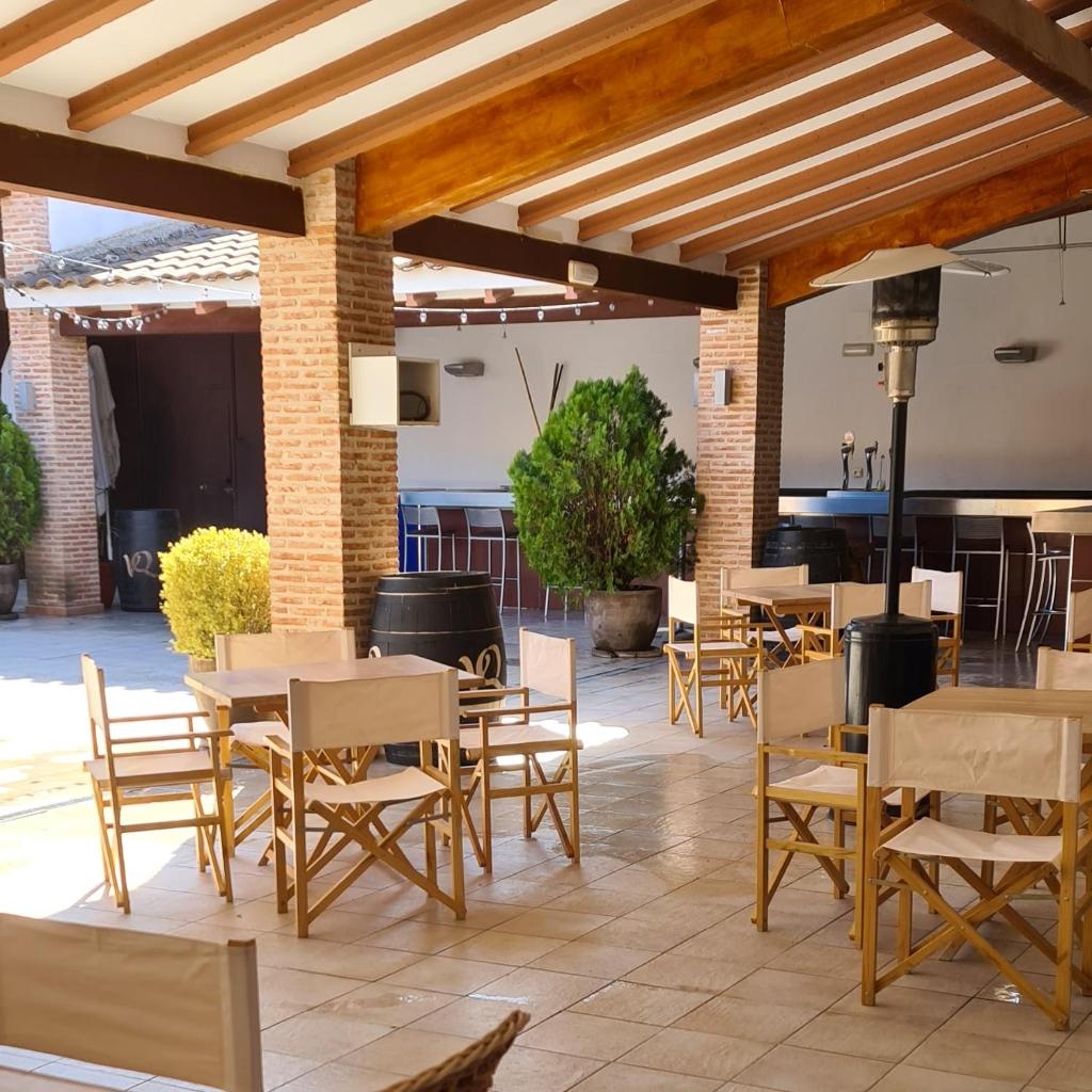 Hostal Restaurante Dulcinea de El Toboso photo 2