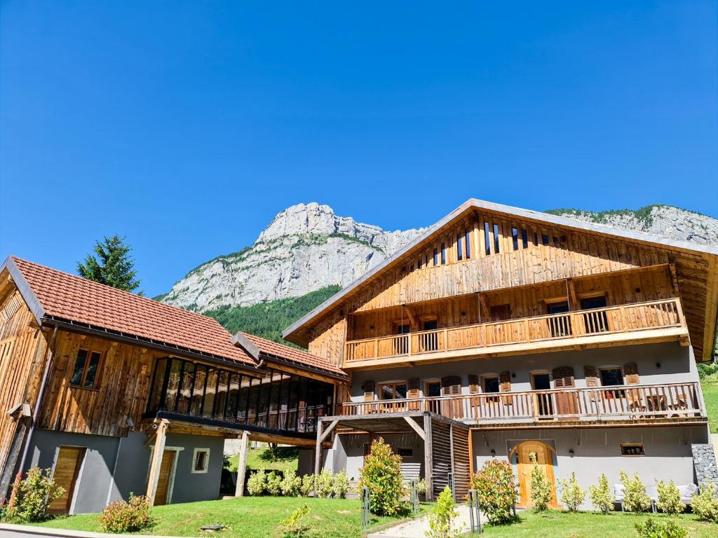 Chalet 1703 - Open Living Hotel & Spa photo 3