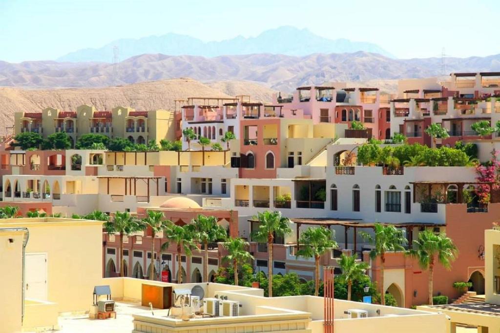 Sea View Apartment at Tala Bay Resort in Aqaba photo 1