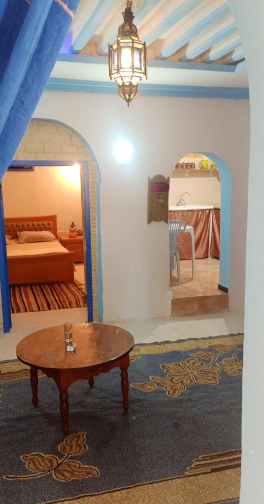 2 bedrooms apartement with terrace and wifi at Tunis 4 km away from the beach