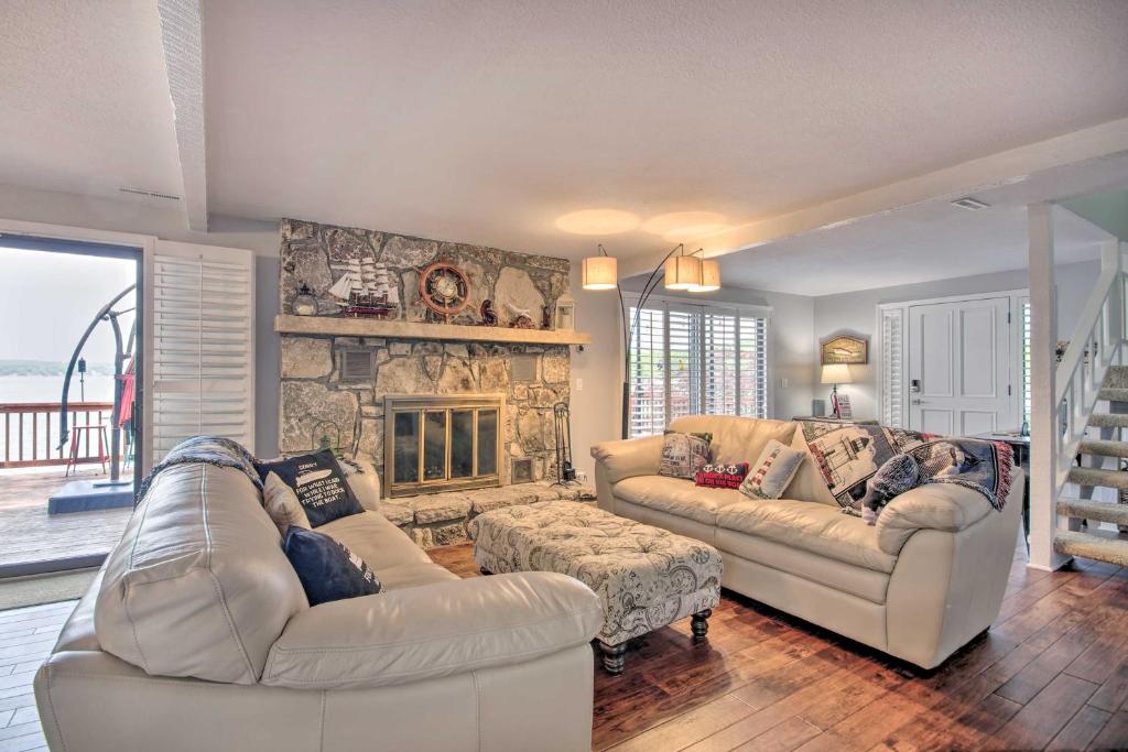 Waterfront Lake Ozark Home with Private Dock! photo 2
