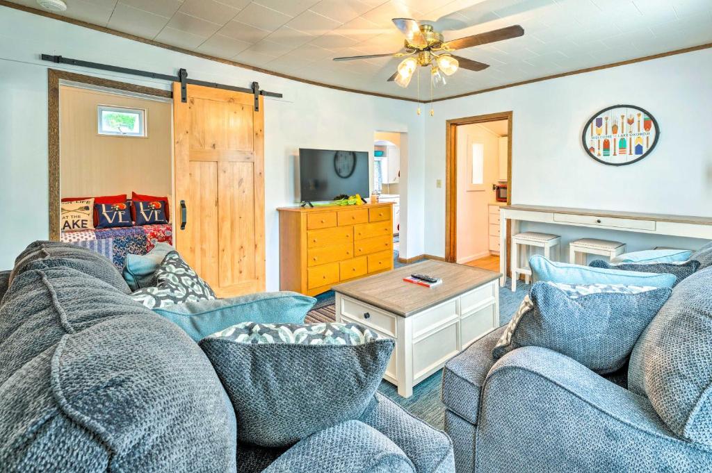 Historic Cabin Retreat Steps to Okoboji Lake photo 3