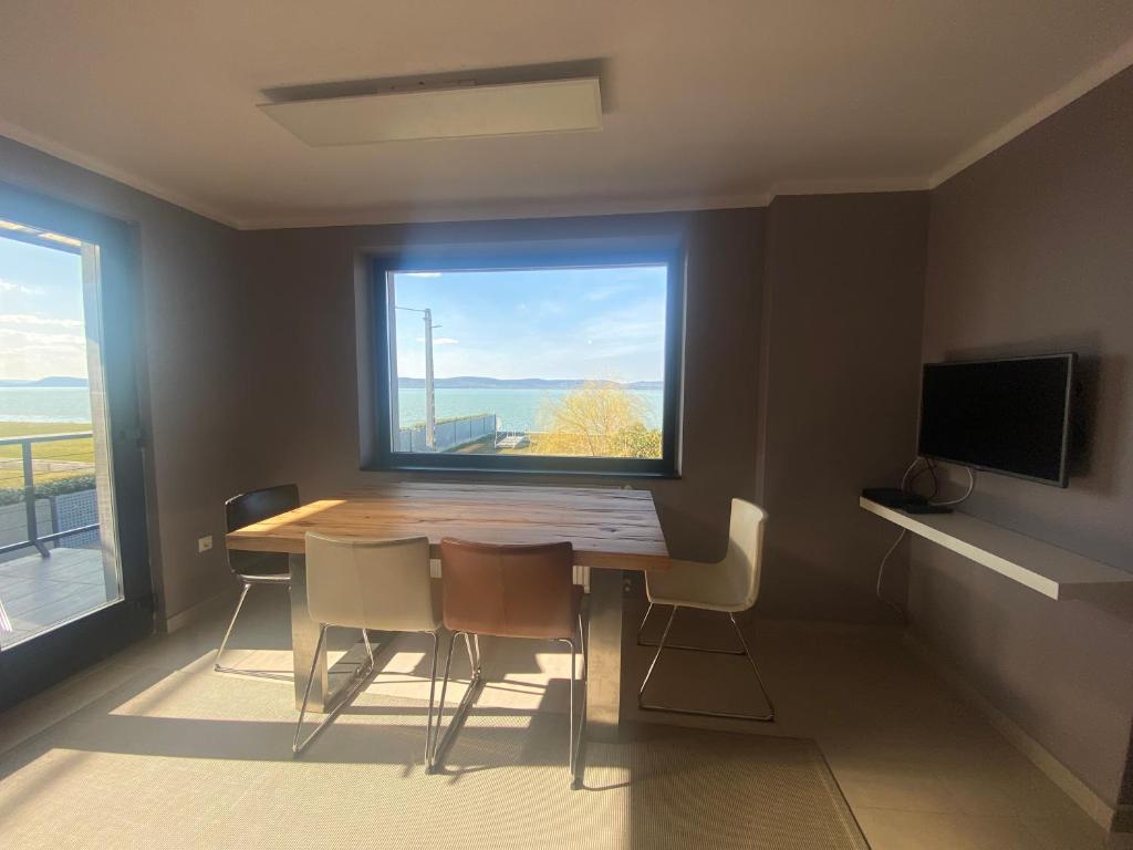 Hullám Apartman photo 4