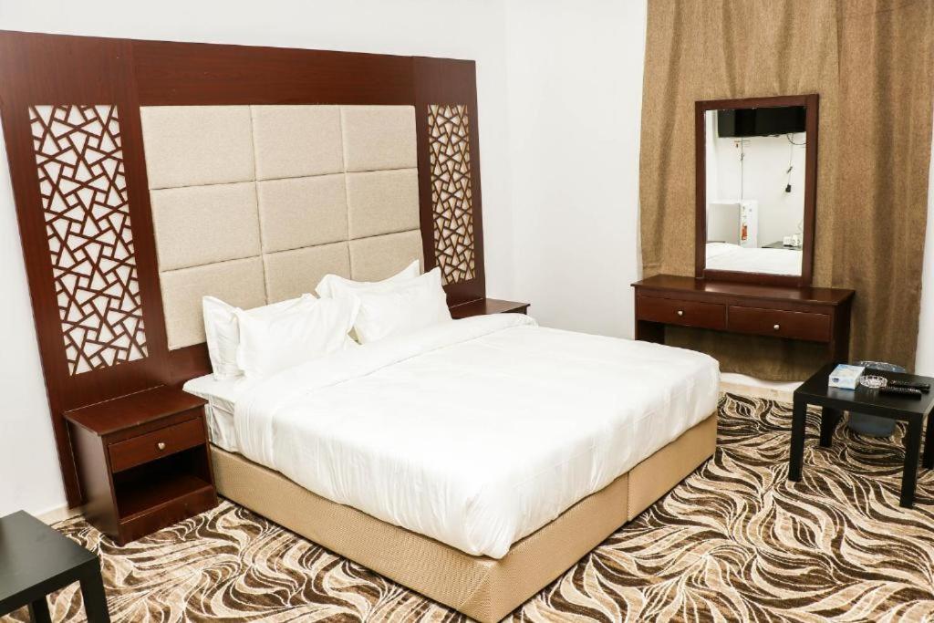 Al Farhan Dumah Al Jandal photo 1