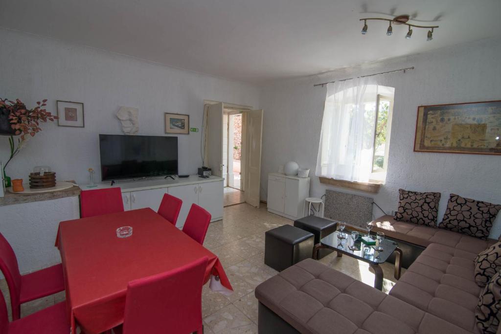 Red House Veli Lošinj photo 3
