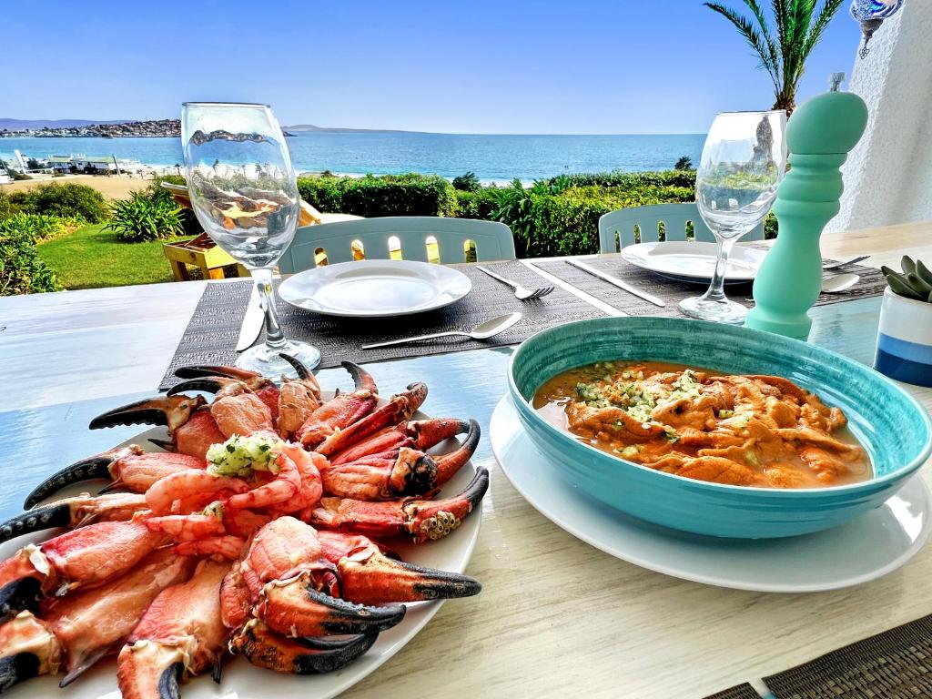 Puerto Velero Primera Línea Primer Piso con Jardín, Piscina y Playa! 2pax photo 3
